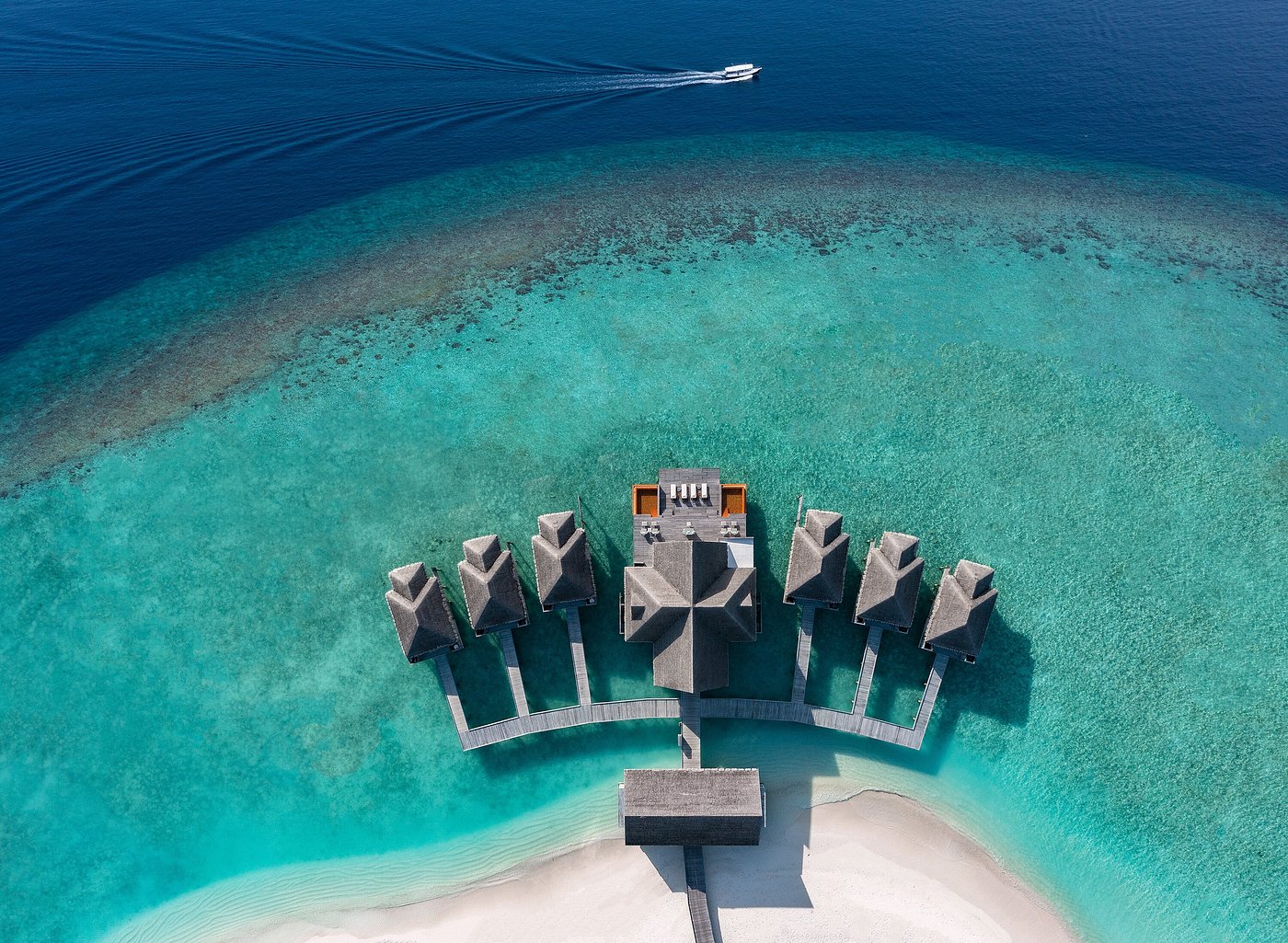 Anantara Kihavah Maldives Villas
