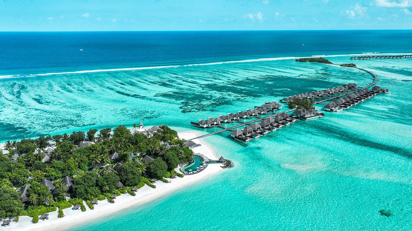 Four Seasons Resort Maldives at Kuda Huraa Balayı Turu - fotoğraf 1
