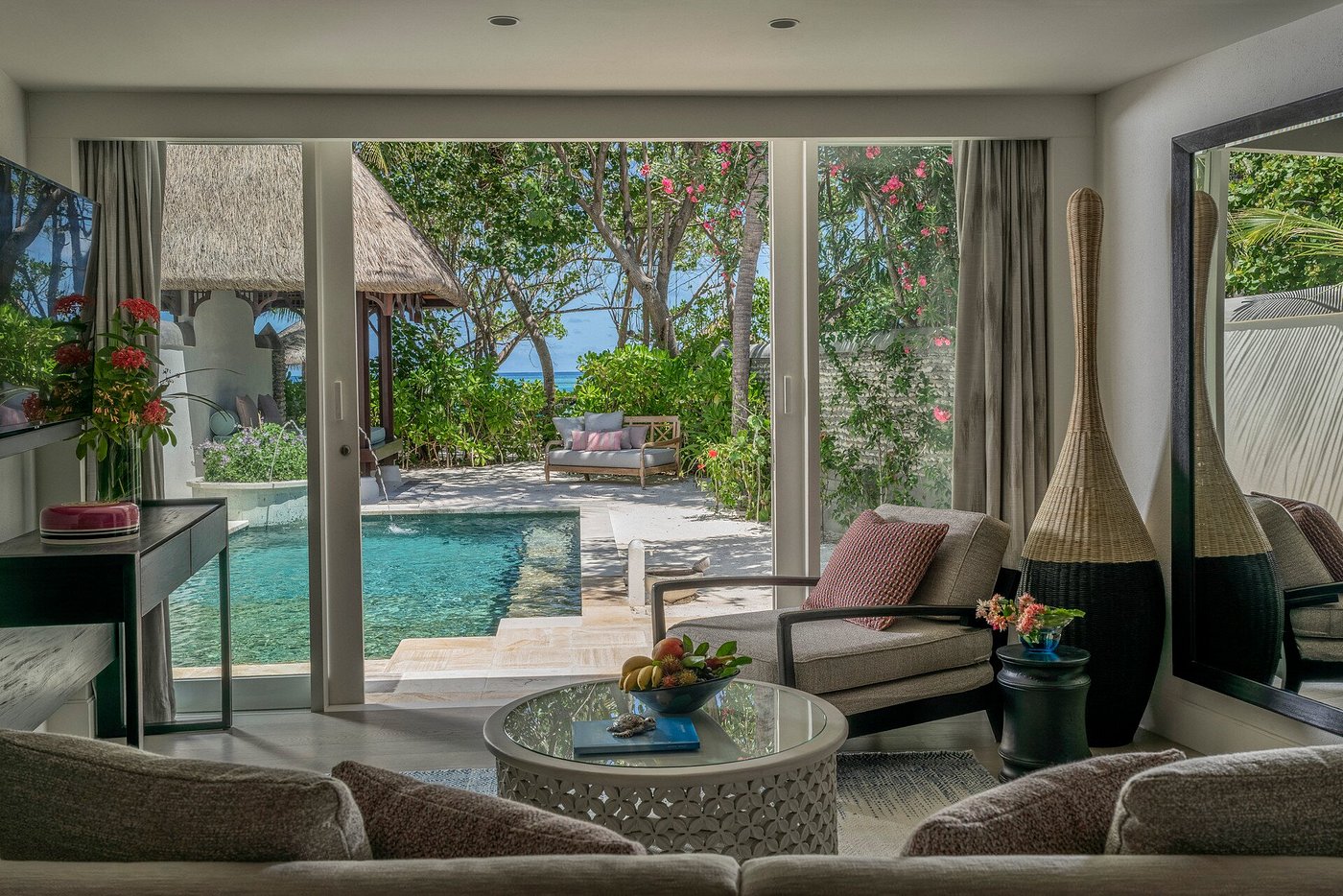Four Seasons Resort Maldives at Kuda Huraa Balayı Turu - fotoğraf 16