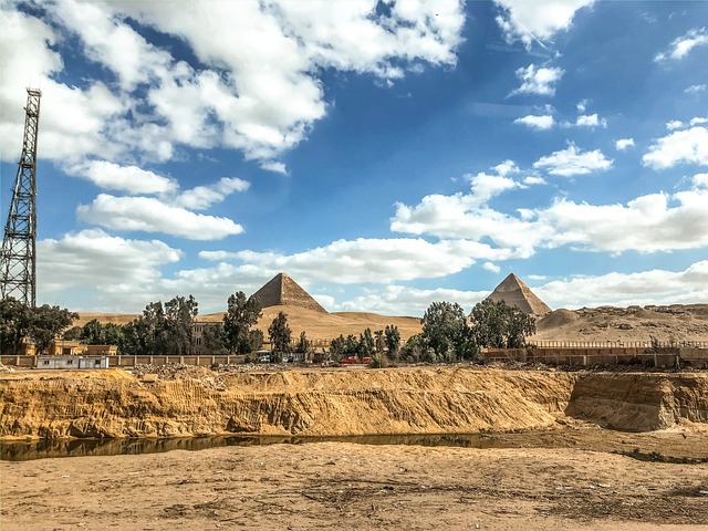 Giza · Piramitler