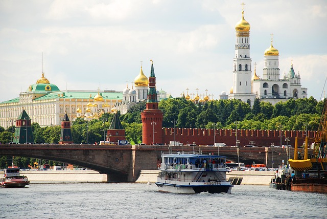 Kremlin · Kremlevskaya Rıhtımı