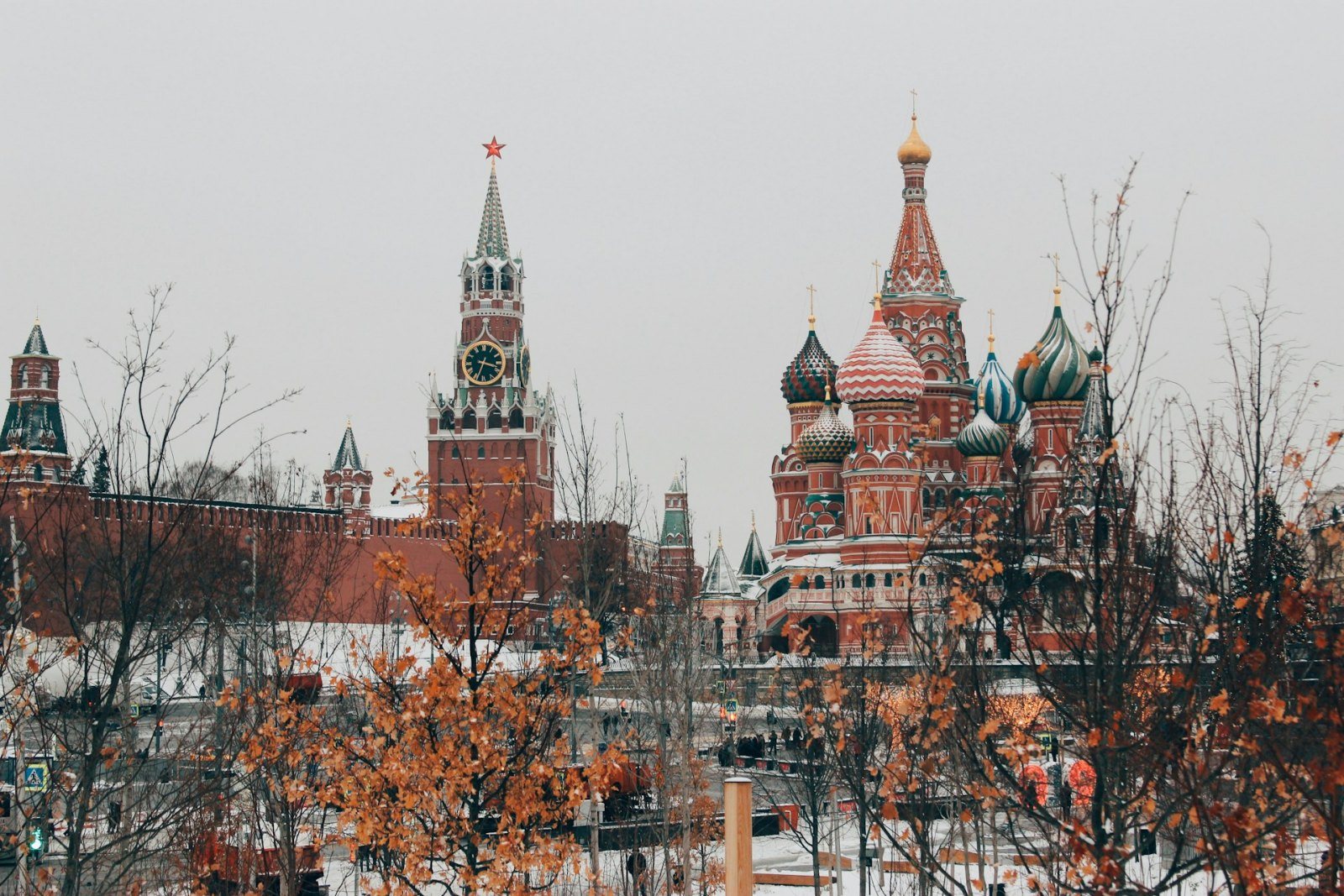 Kızıl Meydan · Kremlin