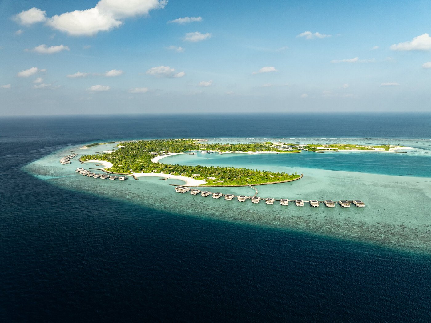Patina Maldives, Fari Islands