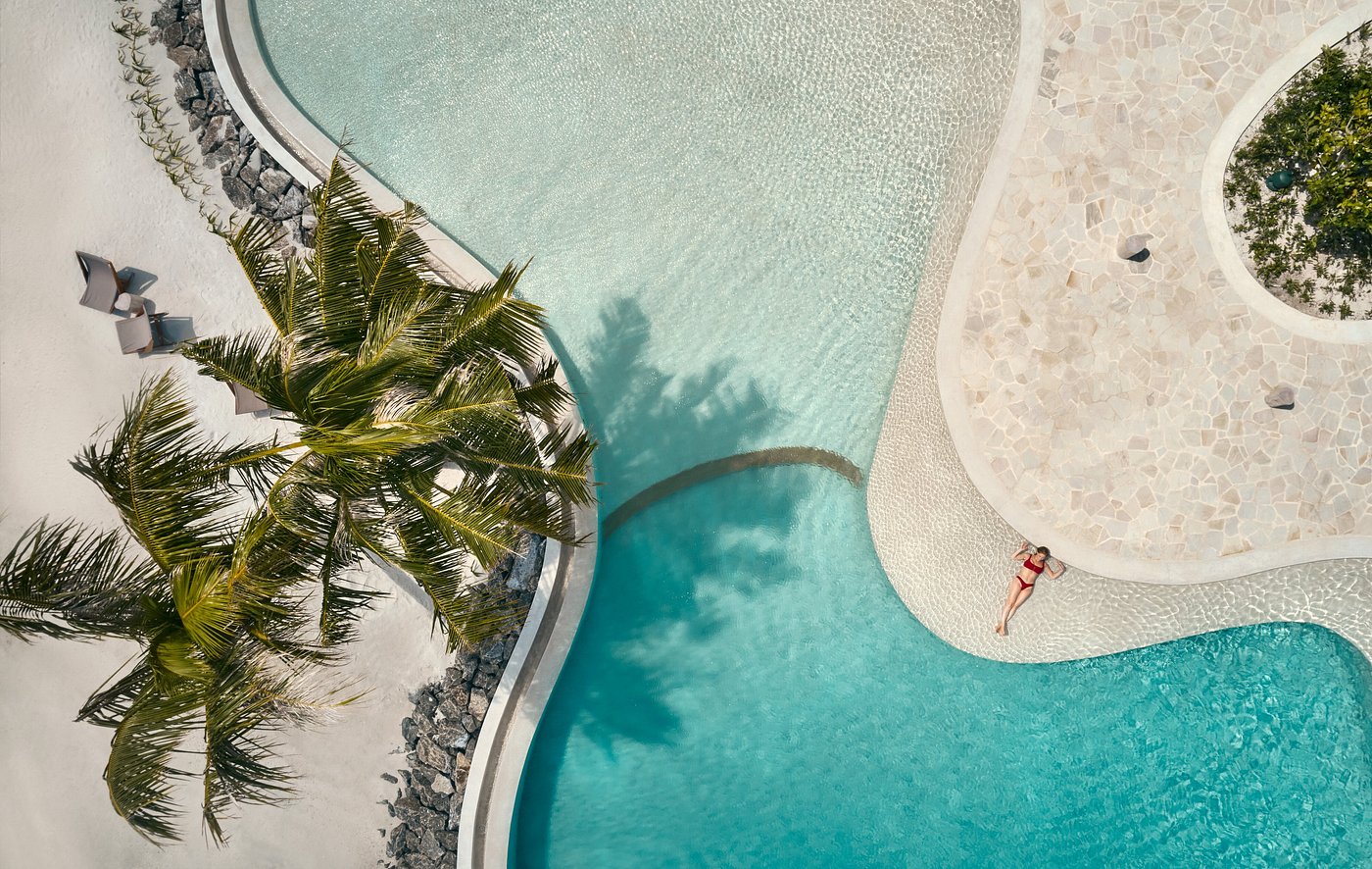 Patina Maldives, Fari Islands