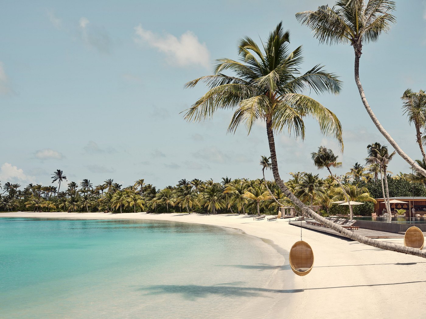 Patina Maldives, Fari Islands