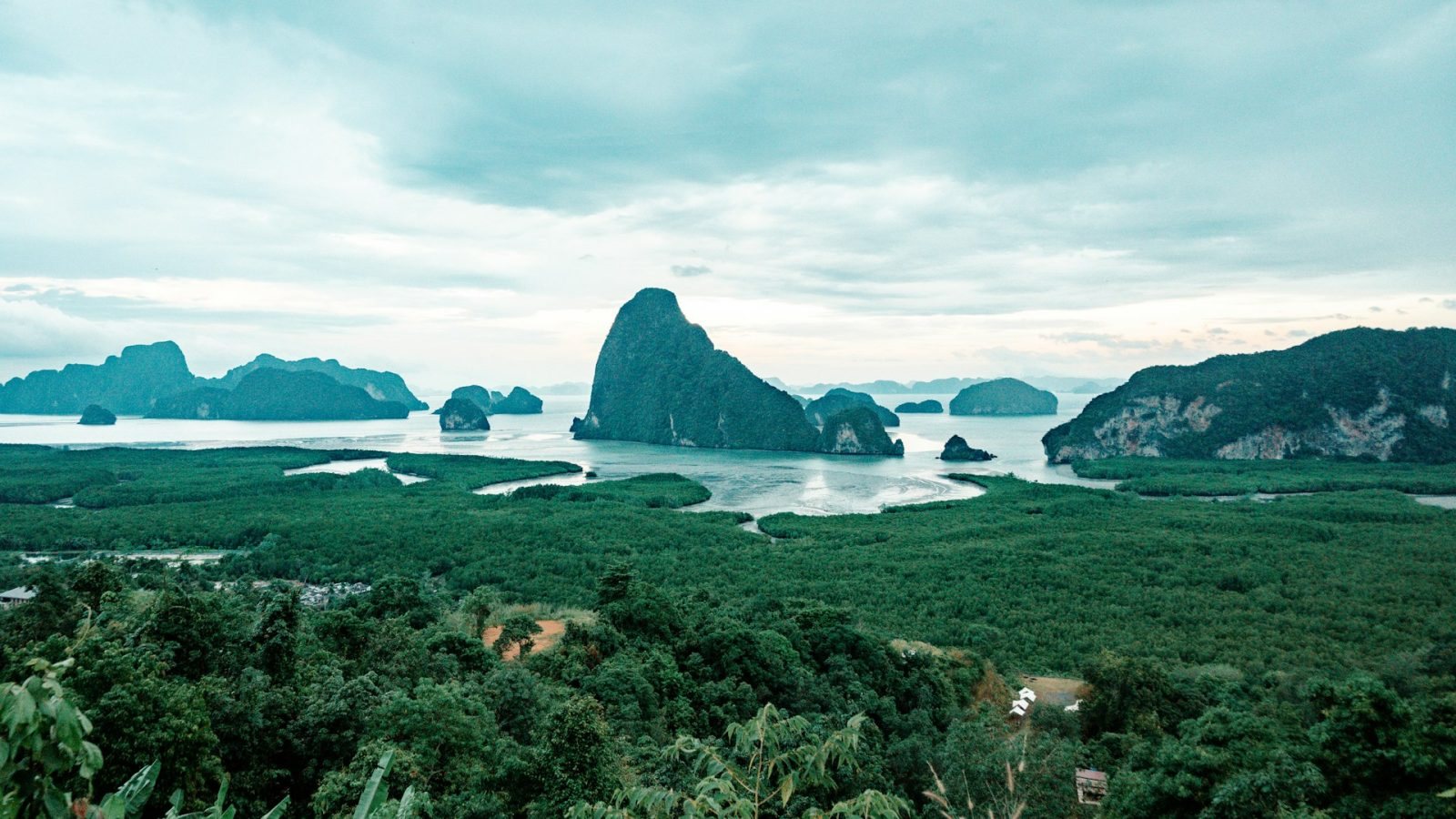 Phang Nga Körfezi