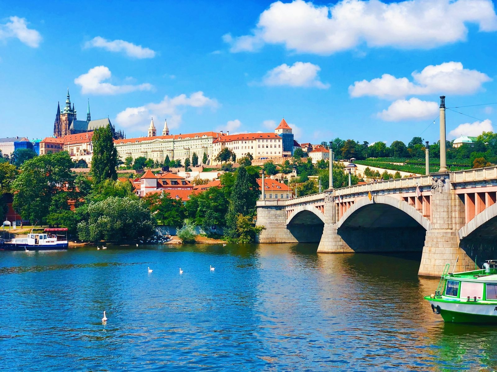 Karlov Köprüsü