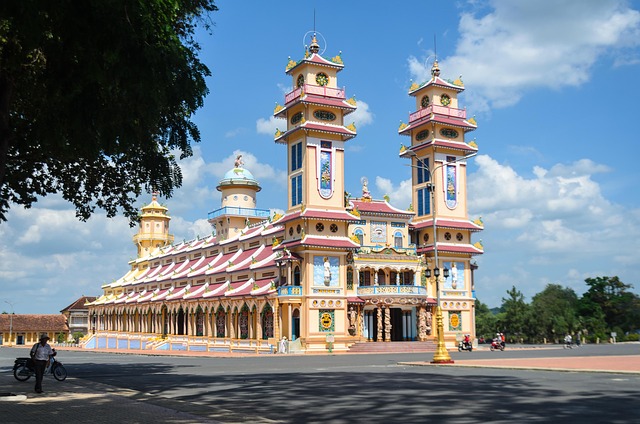 Cao Dai Tapınağı