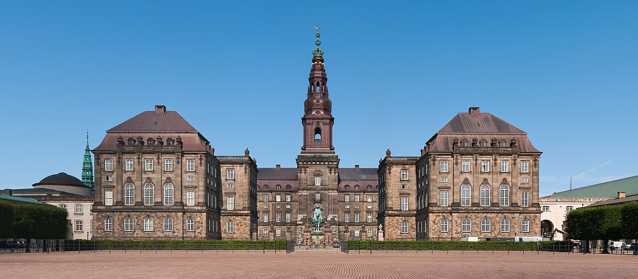 Christiansborg Sarayı
