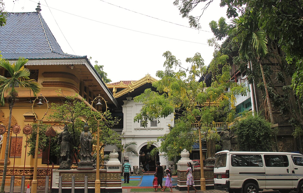 Gangaramaya Tapınağı