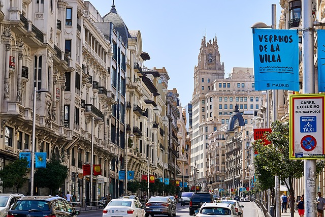 Gran Via de Colón