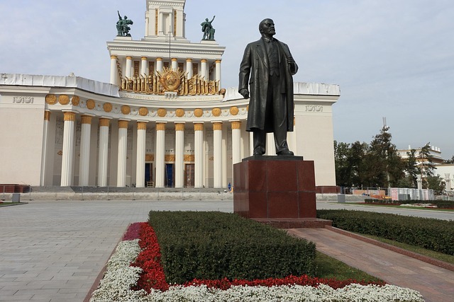 Lenin Anıtı