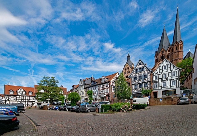 Marktplatz Meydanı