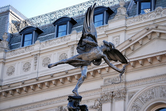 Piccadilly Circus