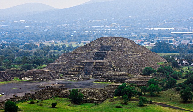 Teotihuacan Piramitleri