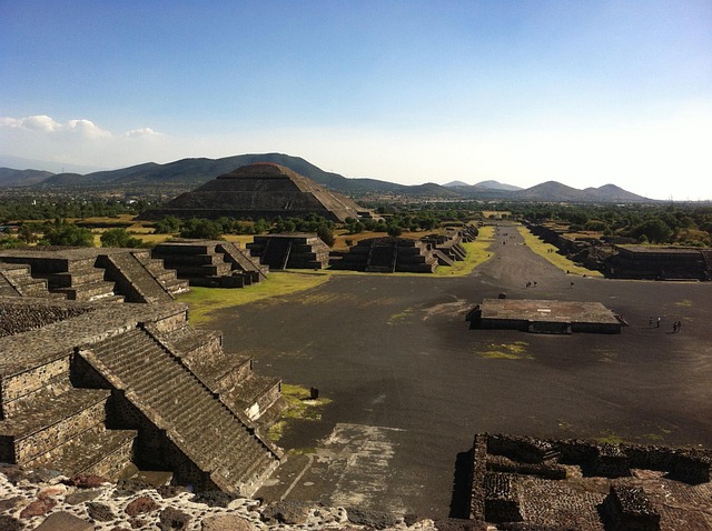 Teotihuacan Piramitleri