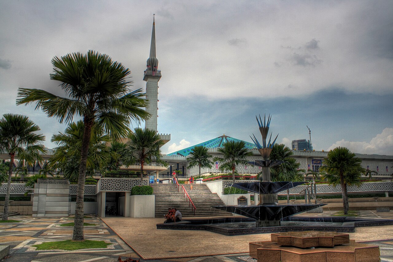 Ulusal Camii