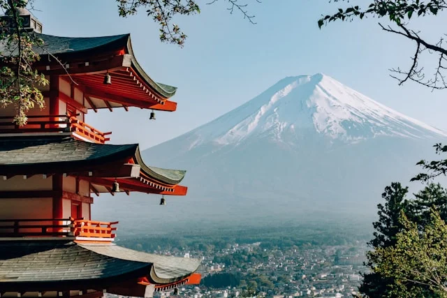 Japonya ve Güney Kore Gezi Rehberi: Tokyo, Kyoto ve Seul’de Neler Yapılır?